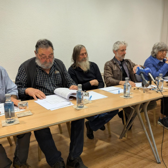 Asturias Ganadera insiste en blindar por ley los sonidos y olores del campo