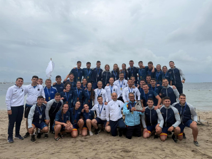 La Princesa de Asturias, junto a sus compañeros de la Academia General del Aire, participa en Murcia en la XXV Regata Universitaria de Piragüismo ACADEMIA GENERAL DEL AIRE