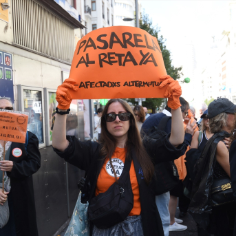 EuropaPress 6985327 persona manifestacion nacional unitaria colectivos afectados mutualidades