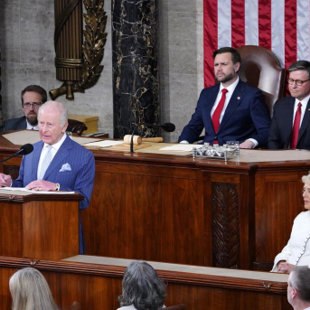 El rey Carlos III de Inglaterra brinda un discurso ante las dos cámaras del Congreso de Estados Unidos Europa Press/Contacto/Andrew Thomas