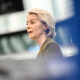 La presidenta de la Comisión Europea, Ursula von der Leyen, en un pleno del Parlamento Europeo en Estrasburgo (Francia) LAURIE DIEFFEMBACQ
