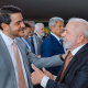 El jefe de la Avogacía General de la Unión de Brasil, Jorge Messias (izquierda), junto al presidente brasileño, Luiz Inácio Lula da Silva (derecha) JORGE MESSIAS EN X