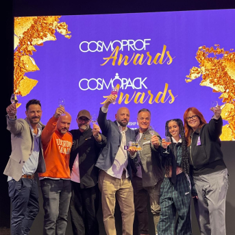 Ni cremas coreanas ni lujo italiano: un producto masculino español arrasa en premios mundiales de cosmética