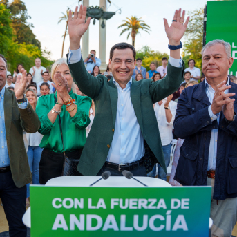 EuropaPress 7487664 presidente pp andalucia candidato reeleccion junta juanma moreno 2d junto