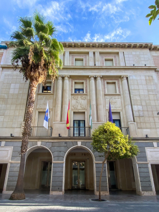 La Diputación refuerza la proyección de empresas onubenses en el Congreso de Frutos Rojos y en una misión directa a Italia