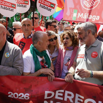 La secretaria general del PSOE-A, María Jesús Montero, en la manifestación por el 1 de mayo en Málaga. ALEX ZEA/EUROPA PRESS