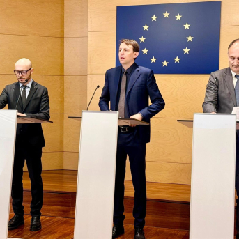 El 82% de los catalanes reclama una política común de defensa europea, según el CEO y el Parlamento Europeo