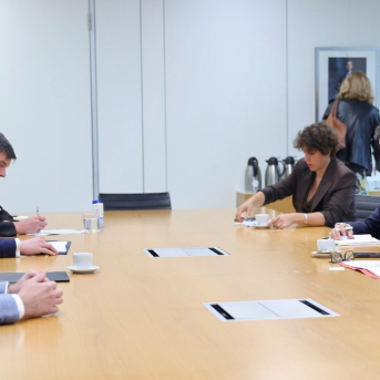 Momento de la reunión del ministro de Transportes y Movilidad Sostenible, Óscar Puente, con los representantes de los Gobiernos de Estonia, Letonia, Lituania y Polonia MINISTERIO DE TRANSPORTES