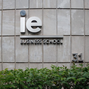 Fachada de la escuela del IE Business School Eduardo Parra - Europa Press