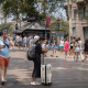 Varias personas pasean por Las Ramblas, a 30 de junio de 2023, en Barcelona, Cataluña (España).   David Zorrakino - Europa Press