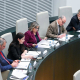 La concejala de VOX, Arantxa Cabello (c), durante una sesión ordinaria del Pleno del Ayuntamiento de Madrid Gustavo Valiente - Europa Press