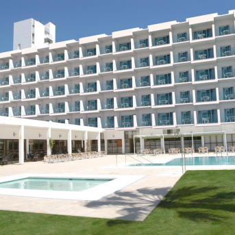 El Hotel San Fermín de Benalmádena. ANDBANK