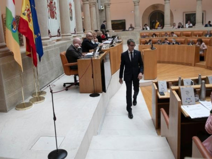 Capellán atribuye la renuncia al Congreso de Tecnologías del Lenguaje al “despilfarro” que implicaba