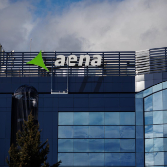 Fachada de la sede central de Aena, a 6 de marzo de 2023, en Madrid (España).  Alejandro Martínez Vélez - Europa Press