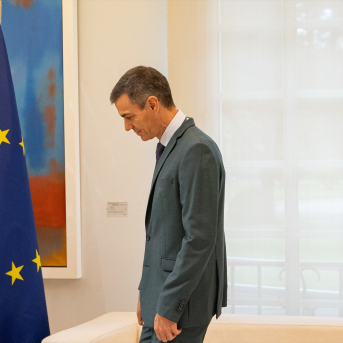 EuropaPress 7505252 presidente gobierno pedro sanchez preside acto imposicion encomienda numero