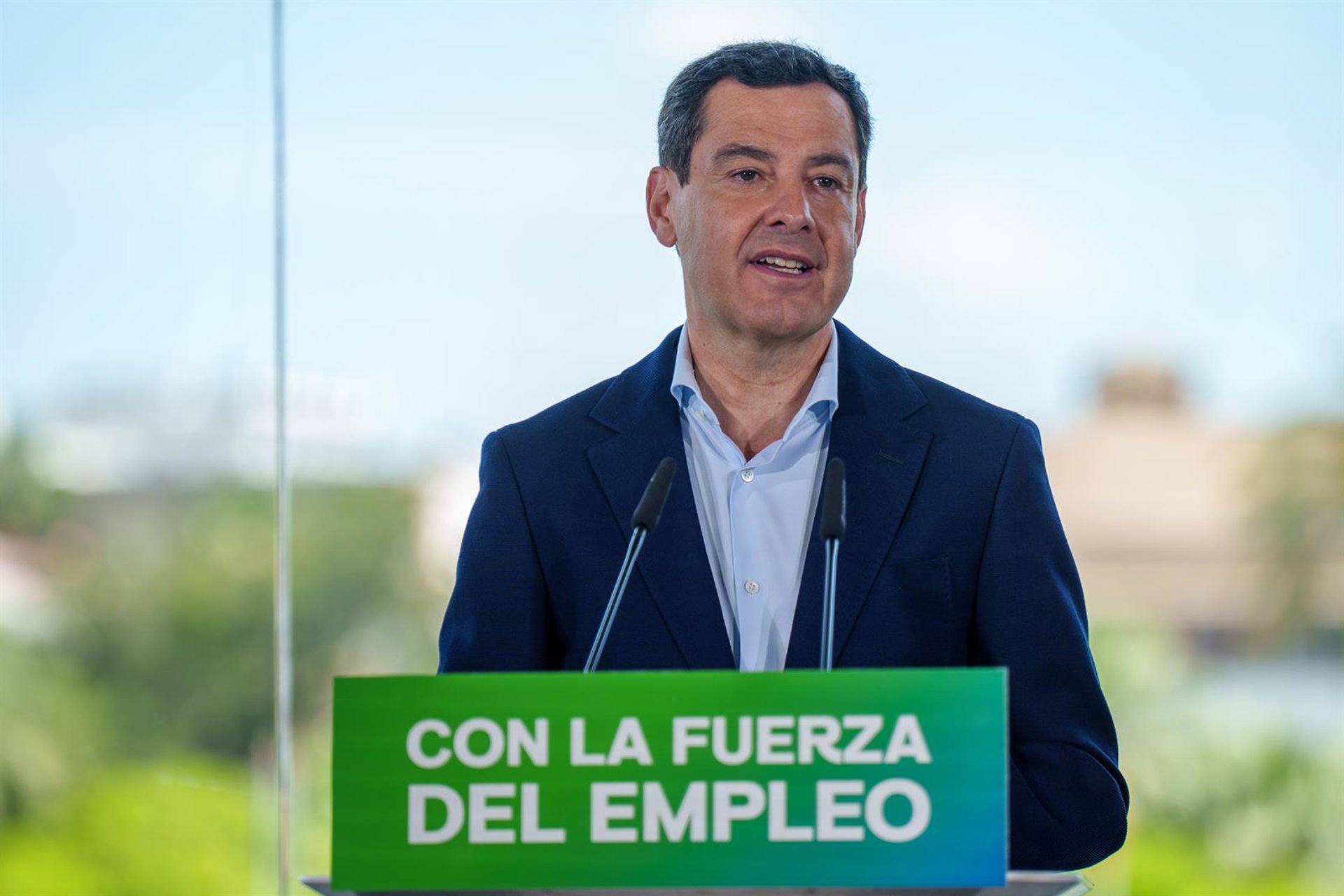 El presidente del PP de Andalucía y candidato a la reelección a la Junta, Juanma Moreno, durante un acto de la campaña electoral para el 17M. Imagen de archivo. Francisco J. Olmo - Europa Press