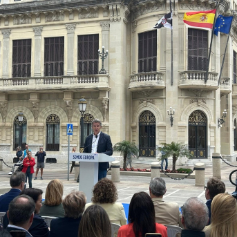 El presidente del Partido Popular en España, Alberto Núñez Feijóo, durante un acto en Ceuta. EUROPA PRESS