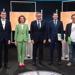 Los cinco candidatos a la Presidencia de la Junta de Andalucía en el debate electoral celebrado en RTVE. Rocío Ruz - Europa Press