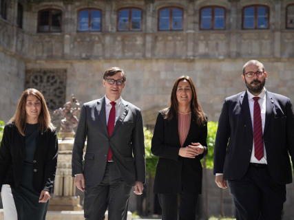 Meritxell Budó, Salvador Illa, Esther Niubó y David Bote este lunes antes del acto de firma del acuerdo DAVID ZORRAKINO - EUROPA PRESS