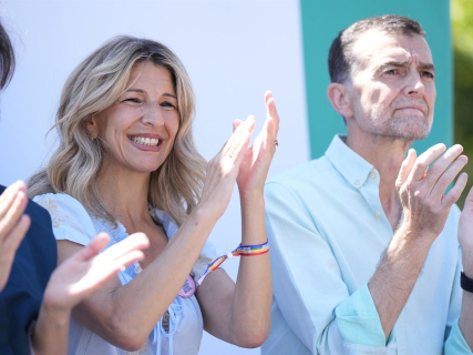 La vicepresidenta segunda del Gobierno y ministra de Trabajo, Yolanda Díaz,  y el coordinador federal de IU, Antonio Maíllo, en un acto conjunto. Imagen de archivo. Joaquin Corchero - Europa Press