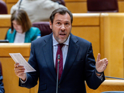 Puente reafirma sus plazos del AVE a Almería frente a las dudas del PP sobre 2028