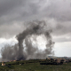 Columna de humo tras un bombardeo ejecutado por el Ejército de Israel contra la localidad de Kfar Tebniet, en el sur de Líbano (archivo) Stringer/dpa