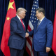 Archivo - El presidente de Estados Unidos, Donald Trump, junto a su homólogo en China, Xi Jinping