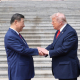 El presidente chino, Xi Jinping, recibe a su homólogo estadounidense, Donald Trump, en su viaje a China.  Europa Press/Contacto/Huang Jingwen