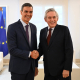El presidente del Gobierno, Pedro Sánchez (i), mantiene un encuentro con el exprimer ministro del Reino Unido Gordon Brown (d), en el Complejo de la Moncloa, a 14 de mayo de 2026, en Madrid (España).  Pool Moncloa / Borja Puig de la Bellacasa