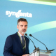 El consejero de Agricultura, Pesca, Agua y Desarrollo Rural, Ramón Fernández-Pacheco, interviene durante una visita al nuevo centro tecnológico de mejora vegetal de Syngenta con motivo del XXV aniversario de la empresa.   Marian León - Europa Press
