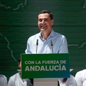 El presidente del PP andaluz y candidato a la reelección, Juanma Moreno, ha asegurado que no llegará a pactos con Vox al estilo de los de Extremadura o Aragón.