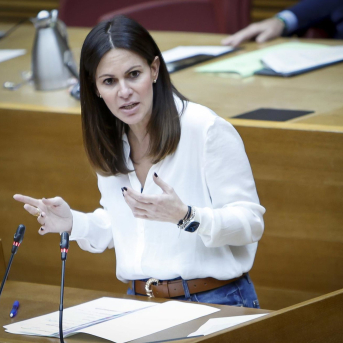 El PP critica que la huelga docente continúe: “Al parecer, el dinero sí es la excusa para dinamitar el fin de curso” El PP critica que la huelga docente continúe: “Al parecer, el dinero sí es la excusa para dinamitar el fin de curso”