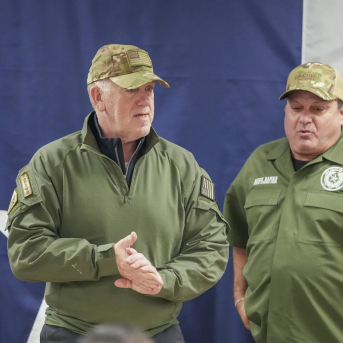 El 'zar de la frontera',  Tom Homan, y el hasta ahora jefe de la Patrulla Fronteriza, Mike Banks Europa Press/Contacto/Bob Daemmrich