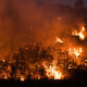 Vista del incendio forestal en el monte Galleiro, a 6 de abril de 2026, en Ribadetea, Ponteareas, Pontevedra, Galicia (España).  Elena Fernández - Europa Press
