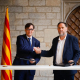 El presidente de la Generalitat, Salvador Illa, y el presidente de ERC, Oriol Junqueras, firman el acuerdo de Presupuestos de la Generalitat para 2026 KIKE RINCÓN - EUROPA PRESS