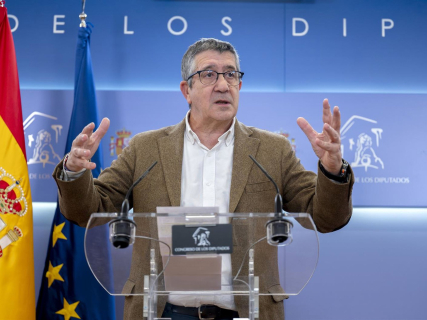 El PSOE acusa al PP de falta de valentía por no activar la moción de censura contra Sánchez