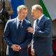 El nuevo primer ministro de Hungría, Péter Magyar, junto a su colega de Polonia, Donald Tusk, en su visita a Varsovia.  Europa Press/Contacto/Igor Jakubowski/Arenaakcji