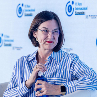 La presidenta de la CNMC, Cani Fernández, durante la primera jornada del VI Foro Internacional Expansión, en el Parador de Alcalá de Henares, a 21 de mayo de 2025, en Alcalá de Henares, Madrid (España) Ricardo Rubio - Europa Press