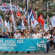 El BNG participa en la manifestación en rechazo al desfile por el Día de las Fuerzas Armadas, celebrada en Vigo a la misma hora, a 30 de mayo de 2026. BNG