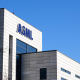Logo de ASML en las oficinas de la empresa. ASML