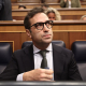 El vicepresidente primero del Gobierno y ministro de Economía, Carlos Cuerpo, a su llegada a una sesión plenaria en el Congreso de los Diputados. Eduardo Parra - Europa Press