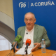 El portavoz del grupo municipal del PP en el Ayuntamiento de A Coruña, Miguel Lorenzo, en rueda de prensa PP
