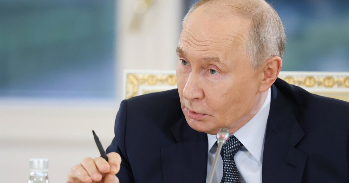 Putin admits contacts with Trump on the crisis in Cuba