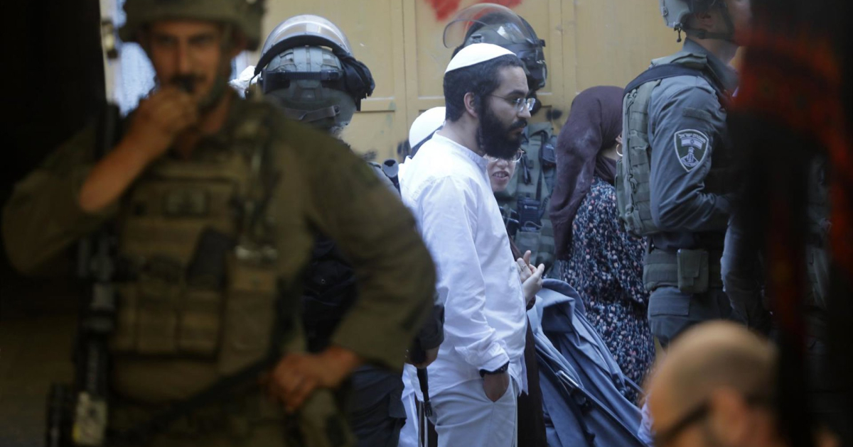 Nine Palestinians are injured in a violent attack by Israeli settlers and soldiers in the West Bank