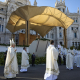 EuropaPress 7578635 papa leon xiv preside misa festividad corpus christi plaza cibeles plaza