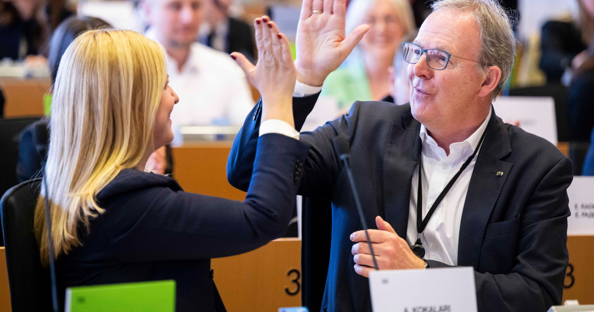 The European Parliament will endorse the regulatory brake on AI: "Leaving it to free will is not the solution"