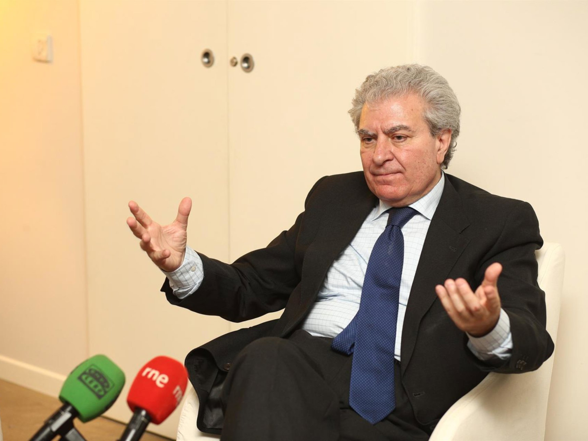 César Antonio Molina charges against Sanchismo | Demócrata