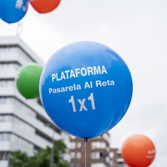 Un globo durante una manifestación convocada por la plataforma PASARELA AL RETA y MOVIMIENTO #J2 , a 8 de mayo de 2026, en Madrid | A. Pérez Meca / Europa Press Un globo durante una manifestación convocada por la plataforma PASARELA AL RETA y MOVIMIENTO #J2 , a 8 de mayo de 2026, en Madrid | A. Pérez Meca / Europa Press