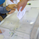 Una persona ejerce su derecho a voto en el colegio público La Navata, a 9 de junio de 2024, en Galapagar, Madrid (España).  Marta Fernández Jara - Europa Press