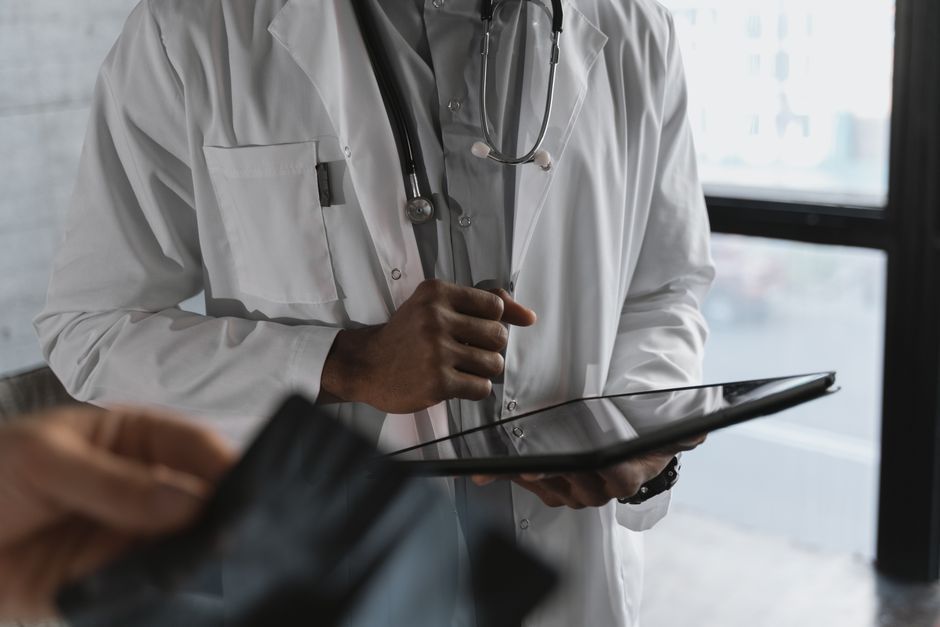 UNIE University launches the Master's Degree in Permanent Training in Artificial Intelligence Applied to Health